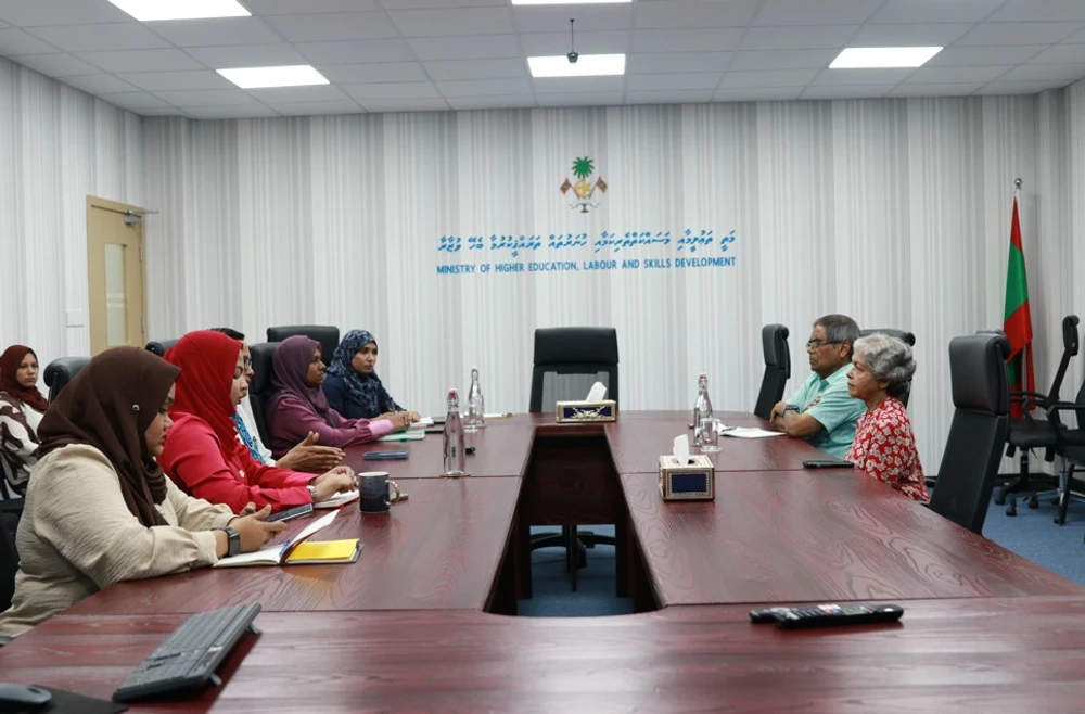 photo for ވަޒީފާގައި ދިގު މުއްދަތަށް ދެމިހުރުމުގެ ފުރުސަތާއި ގުޅޭގޮތުން އިސްރަށްވެހިންގެ ހިޔާލު ހޯދުން 